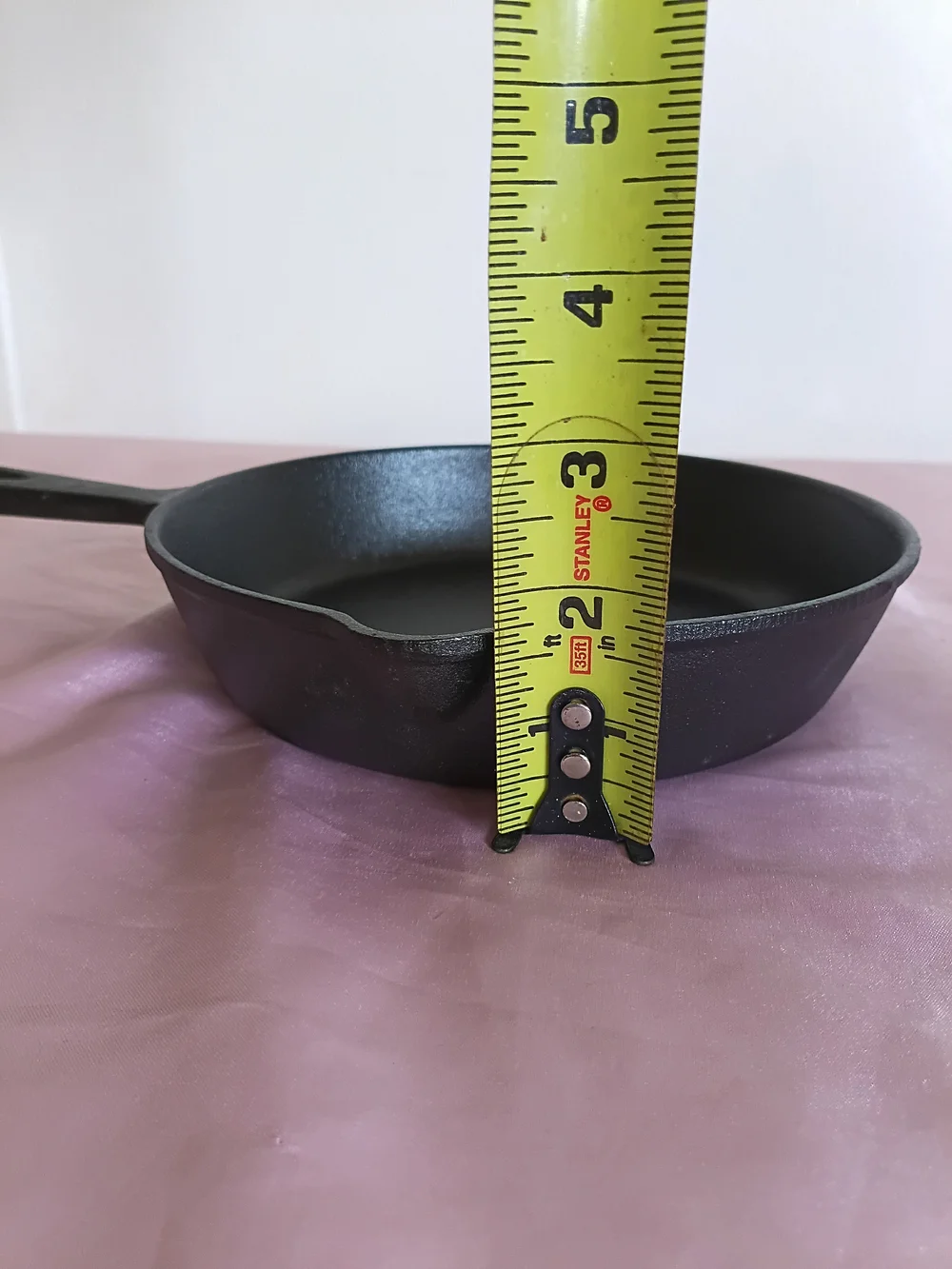 Pre-Seasoned Black Cast Iron Skillets - Set of 2